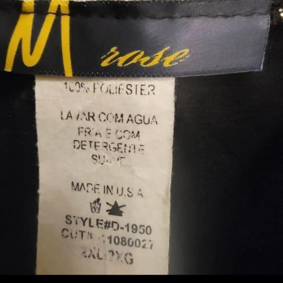 Feminine Black Floral Mini Dress - Picture 3 of 4